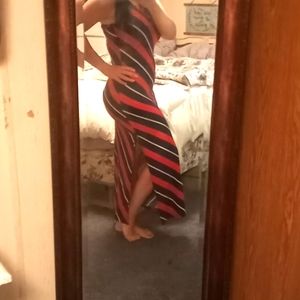 Long dress with split to knee